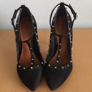 Schutz Fiona Suede Pumps